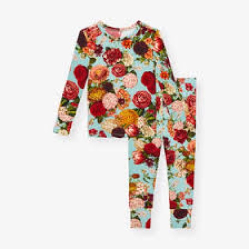POSH PEANUT
Girl's 2-Piece Pajama Set